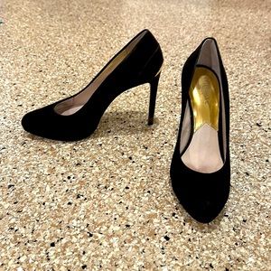 Michael Kors black suede pumps, sz 8.5, 3.5 inch heel, gold detailing.